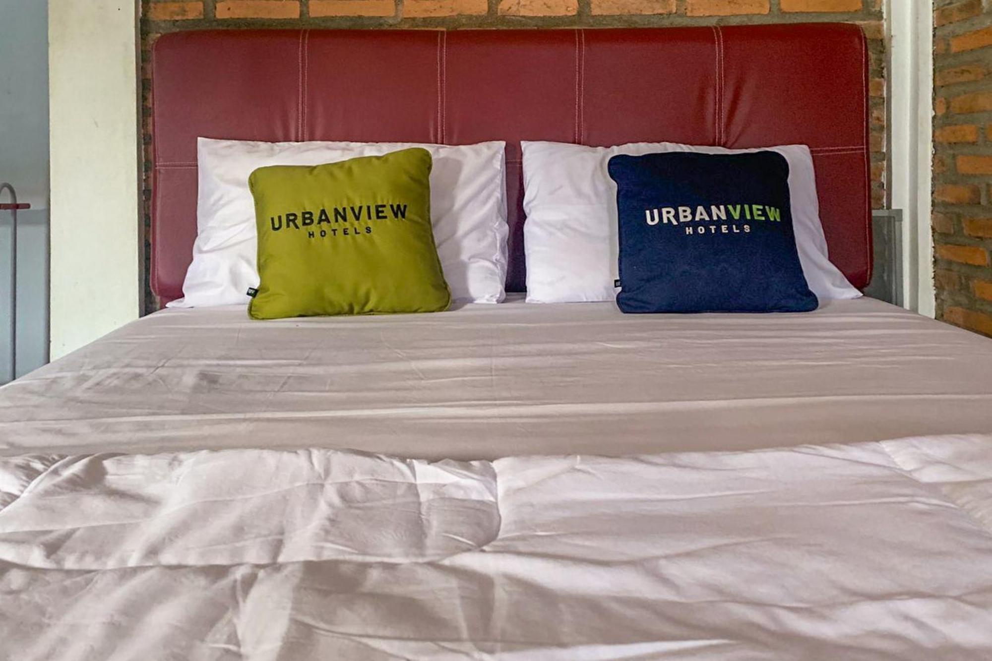 Urbanview Hotel Villa Q Gisting Bandjarnegeri 外观 照片