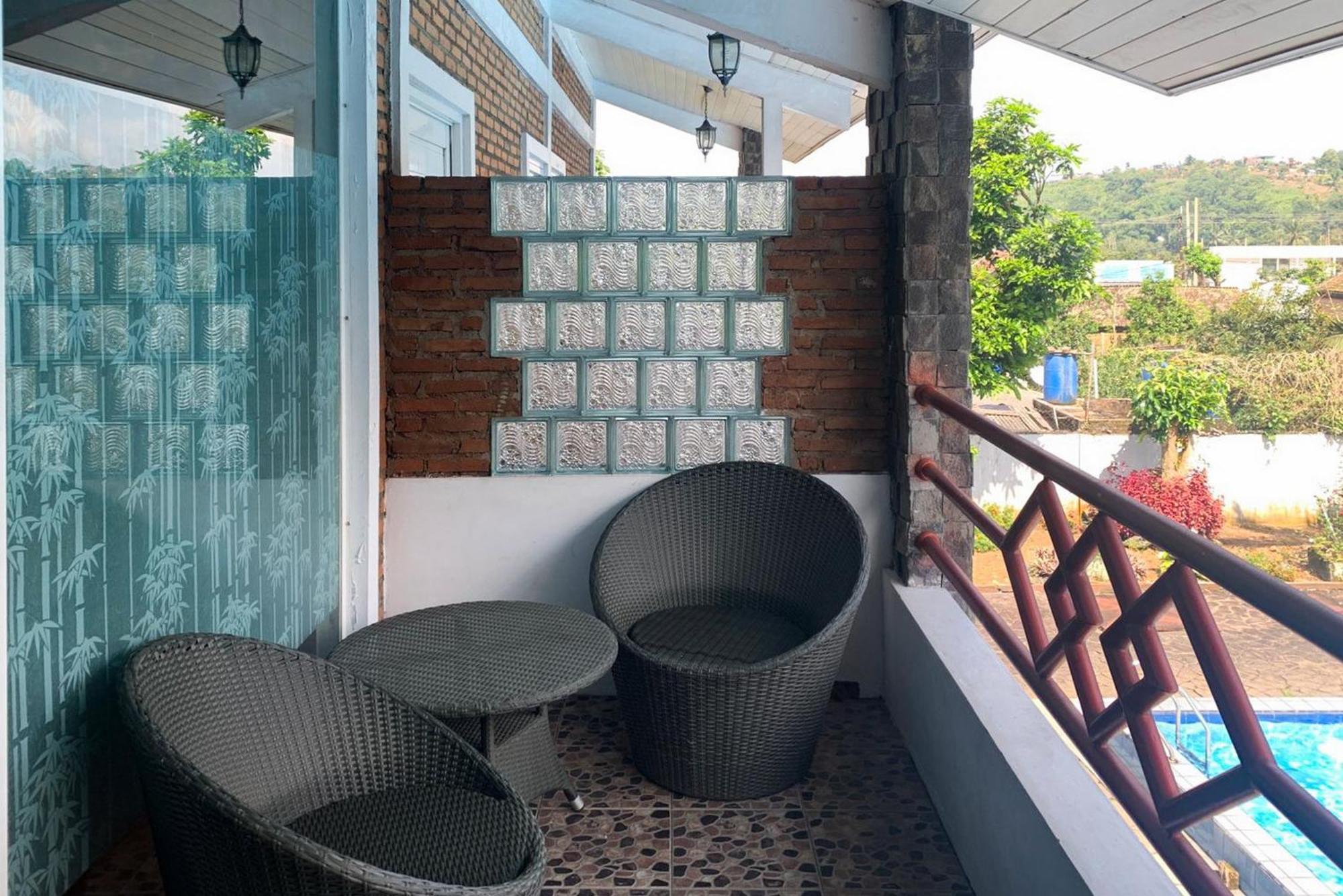 Urbanview Hotel Villa Q Gisting Bandjarnegeri 外观 照片