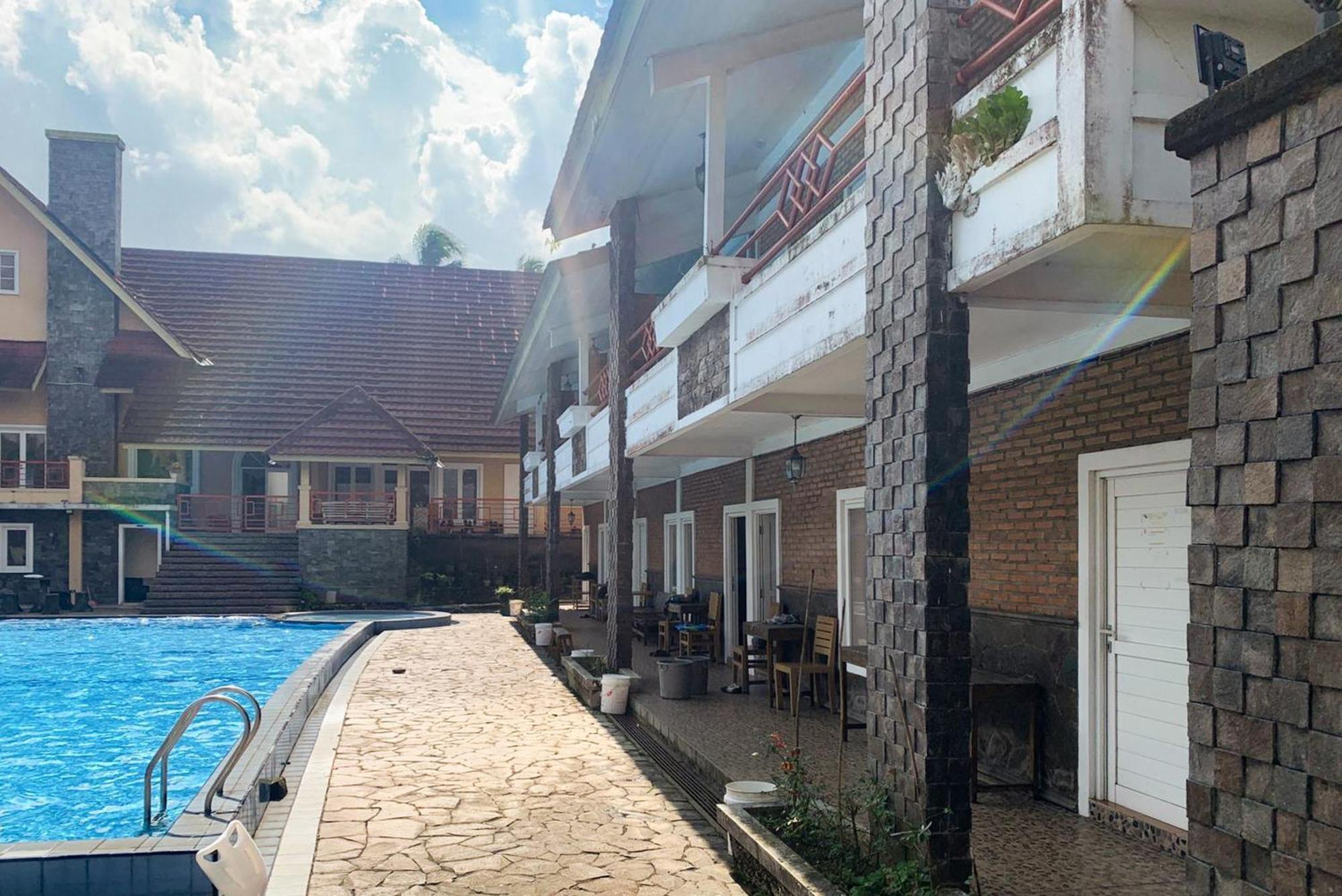 Urbanview Hotel Villa Q Gisting Bandjarnegeri 外观 照片